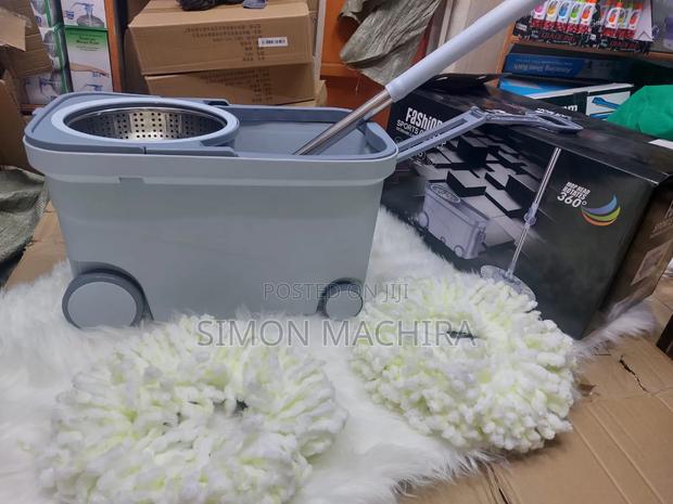 Heavy Duty Spin Mop With Wheels - main view