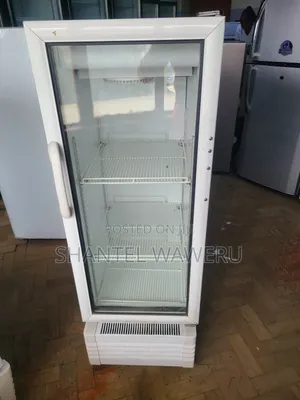 Show Case Upright