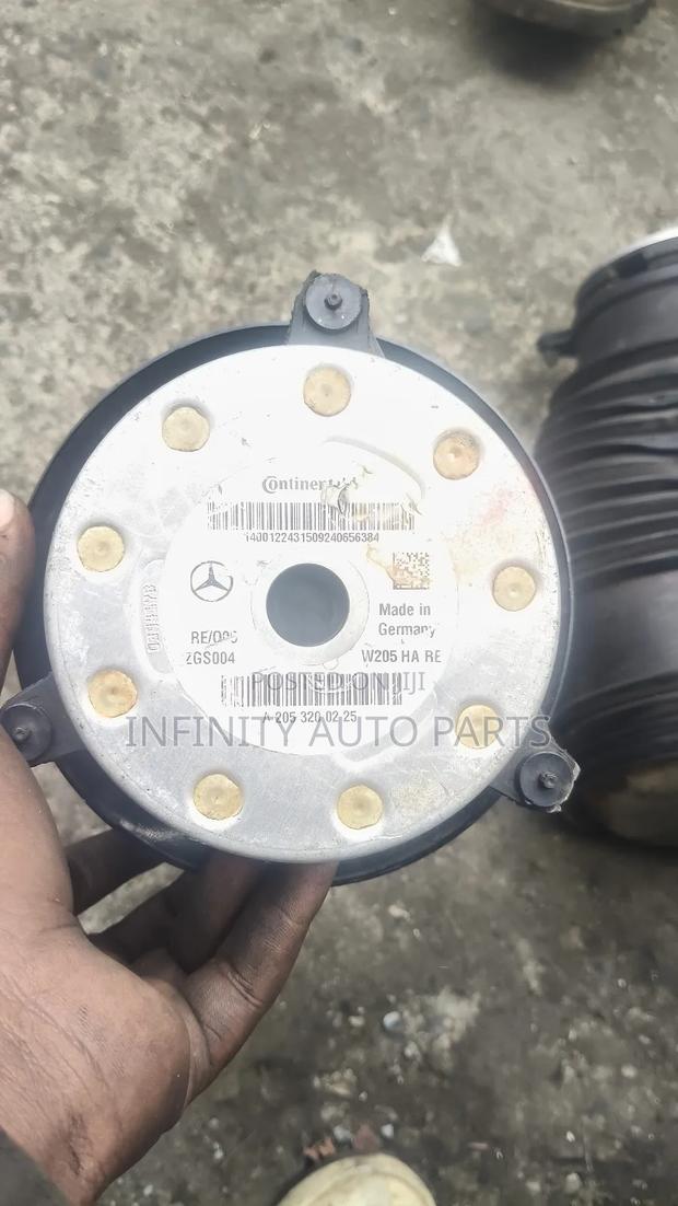 Mercedes Benz W205 Rear Airmatic - thumbnail 2