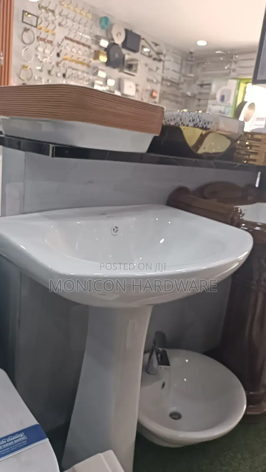 Pedestal Hand Wash Basin-Zurit