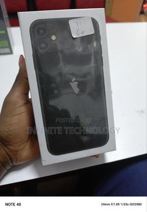 New Apple iPhone 11 64 GB Black - main view