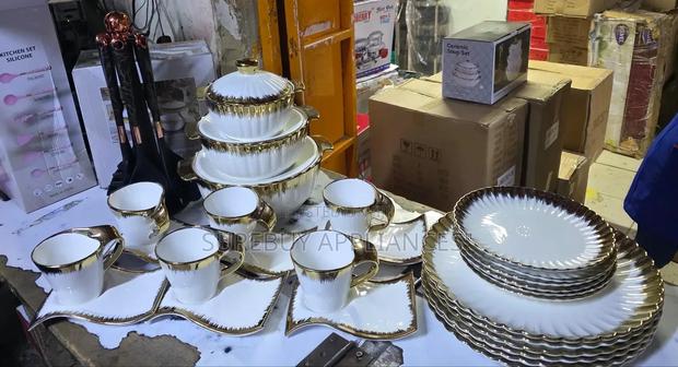 37 PCS Fade Gold Ceramic Dinner Set - main view