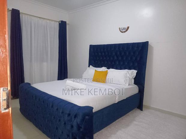 Air BNB Spaces -Studio, 1,2 3 Bedrooms Available - thumbnail 5