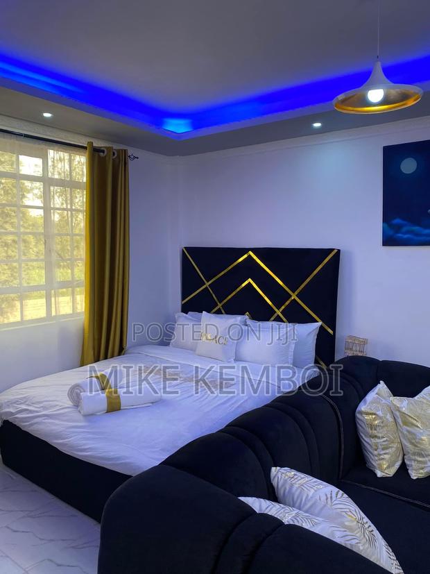 Studios, 1,2,3 Bedroom Air BNBS - thumbnail 5