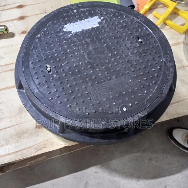 Circular Manhole Cover - thumbnail 5