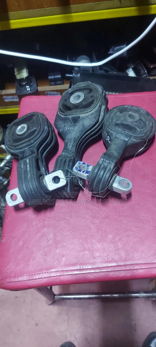 Gear Mounting Honda Fit, CRV , Vezel - main view