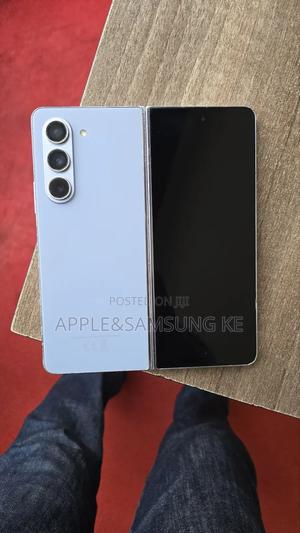 Samsung Galaxy Z Fold 5 512 GB Blue - main view