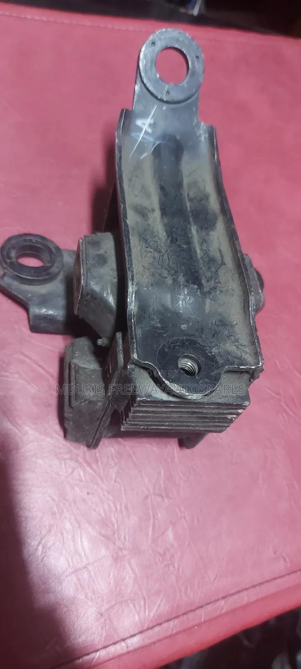 Gearbox Mounting Mazda Demio New