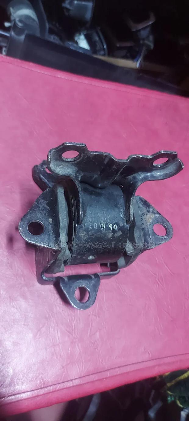 Engine Mounting Mitsubishi Outlander - thumbnail 2