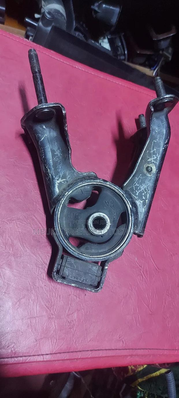 Rear Engine Mounting Corolla Nze