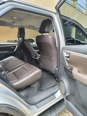 Toyota Fortuner 3.0 D Turbo AWD 2017 Silver