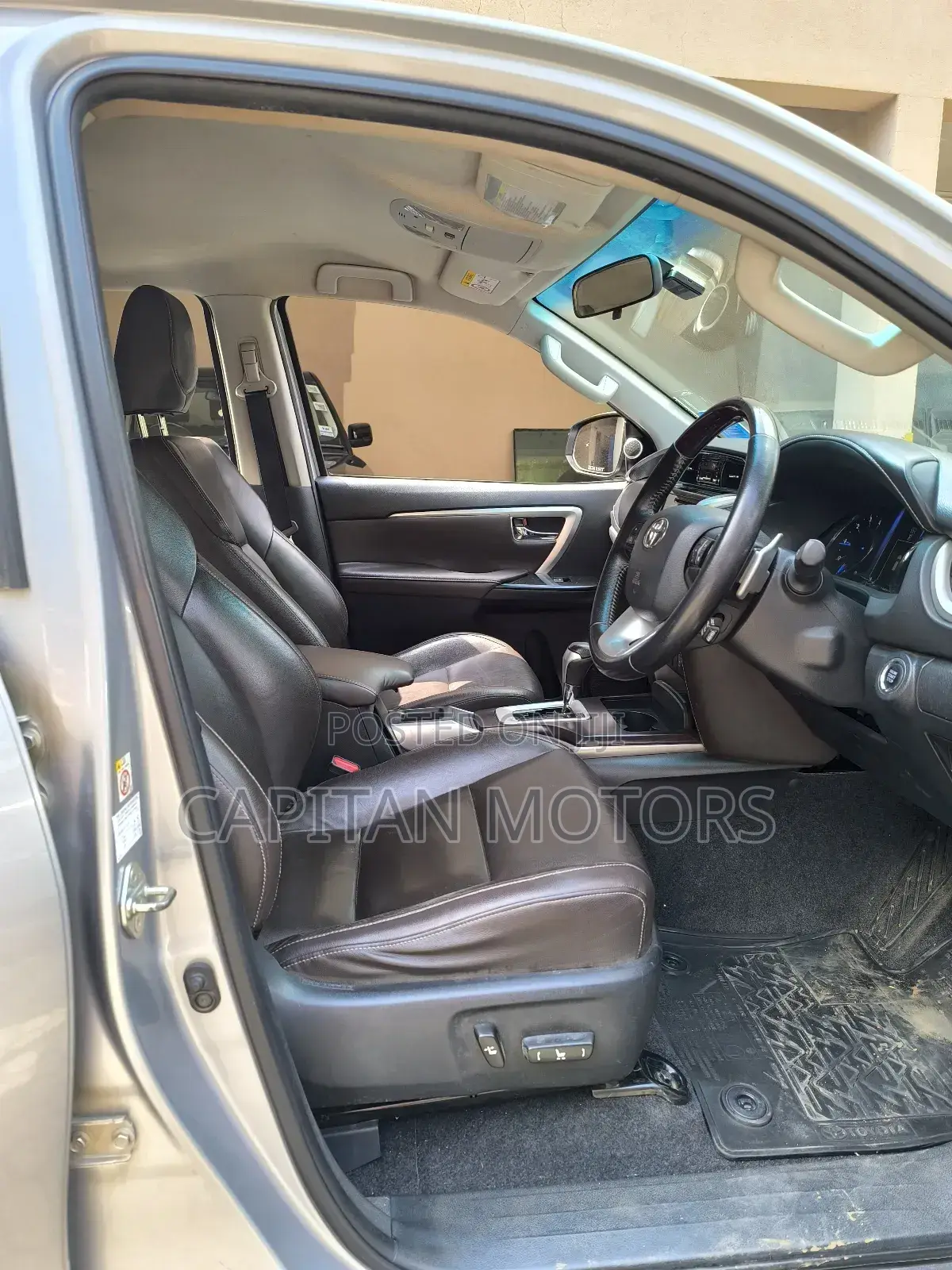 Toyota Fortuner 3.0 D Turbo AWD 2017 Silver