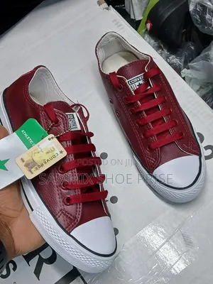 Converse Leather Maroon Unisex