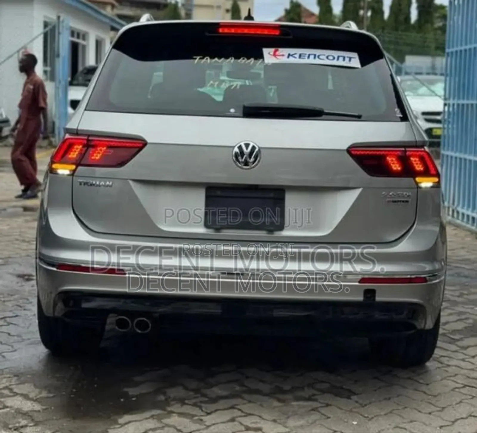 Volkswagen Tiguan 2.0T SEL R-Line FWD 2019 Silver