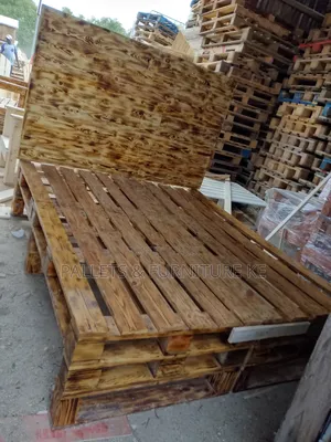 5*6 Pallets Bed With Headboard
