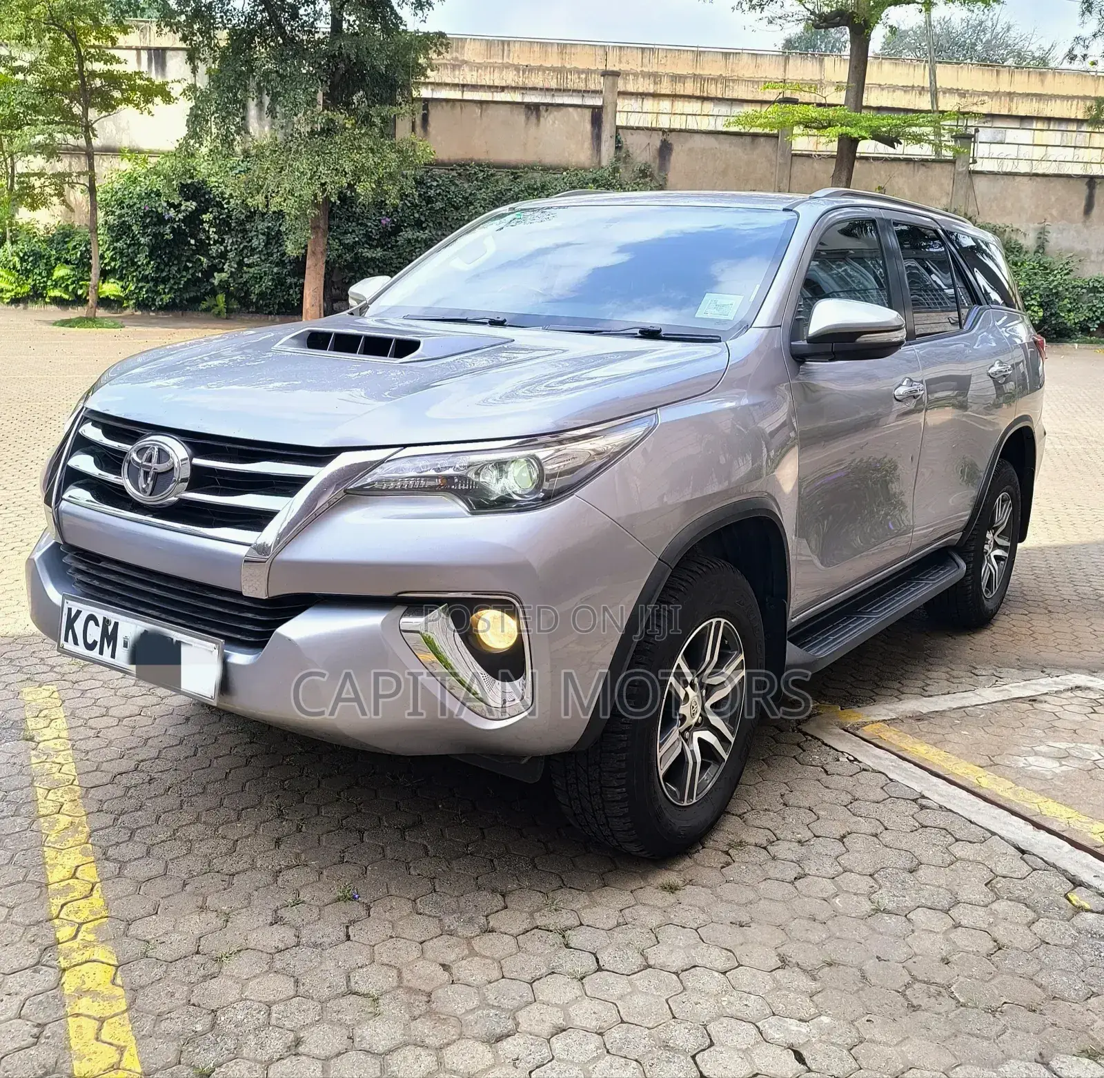 Toyota Fortuner 3.0 D Turbo AWD 2017 Silver