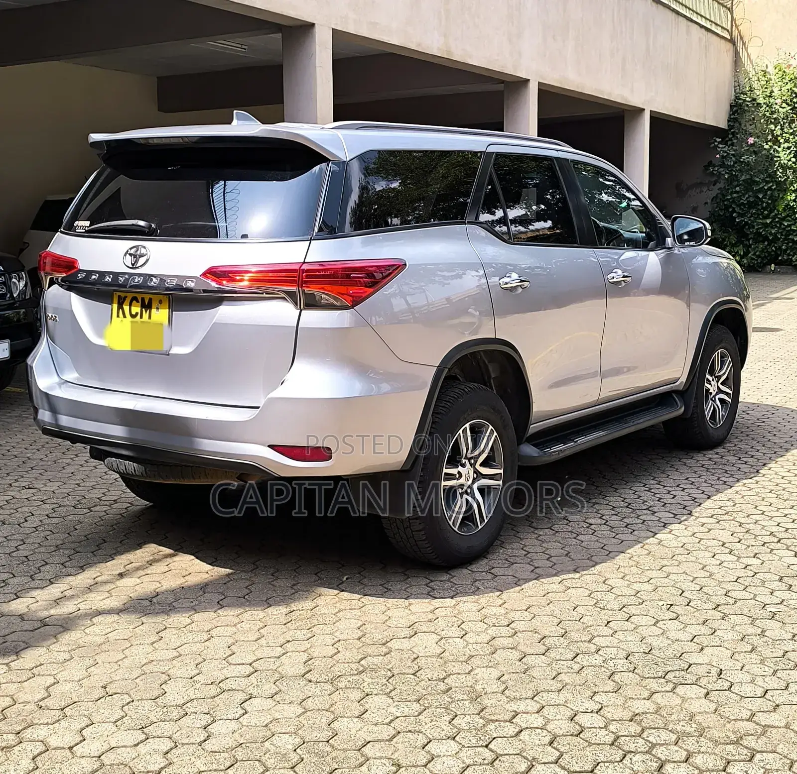 Toyota Fortuner 3.0 D Turbo AWD 2017 Silver