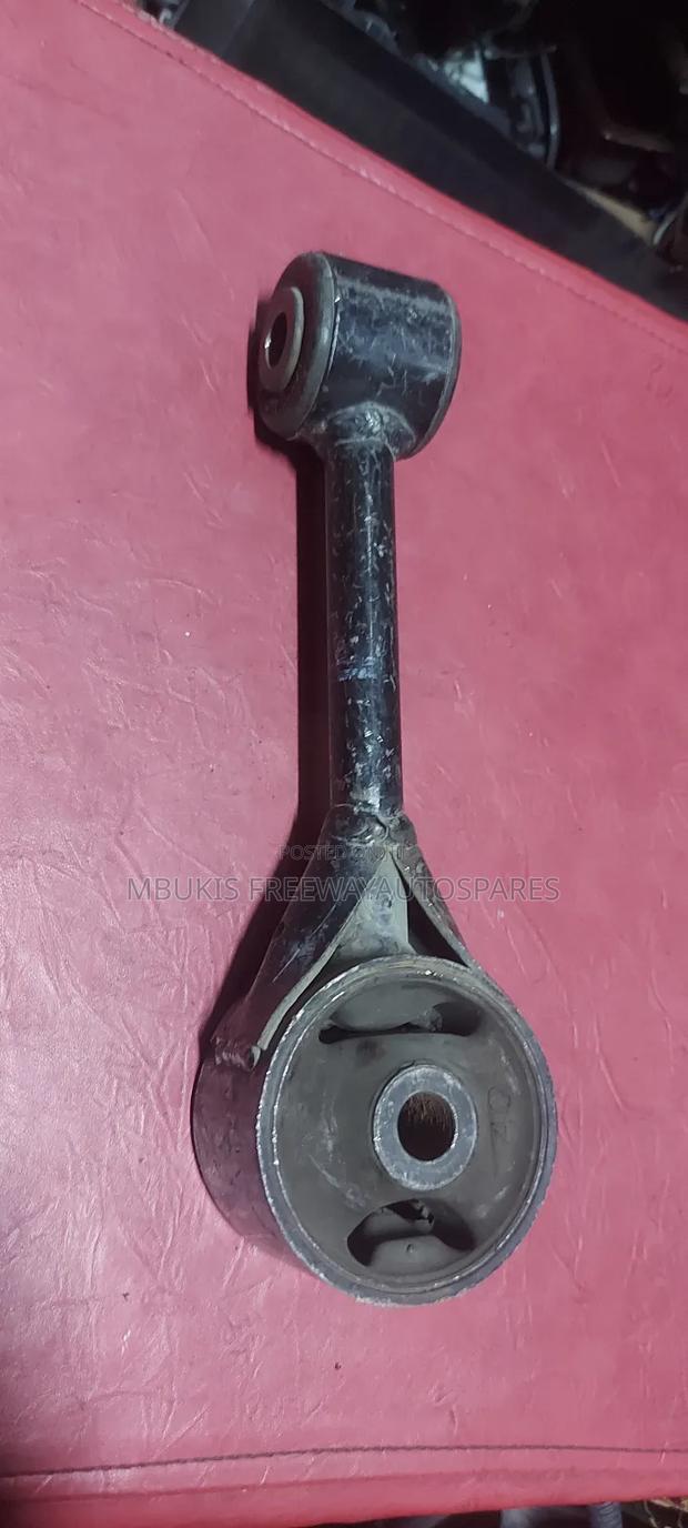 Rear Engine Mounting Passo Old Model - thumbnail 2