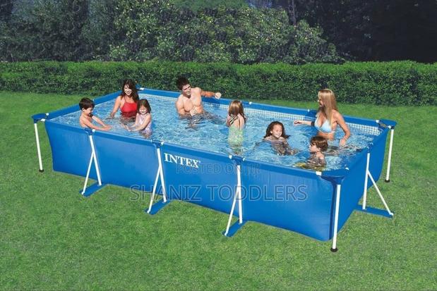 Metal Frame Family Pool