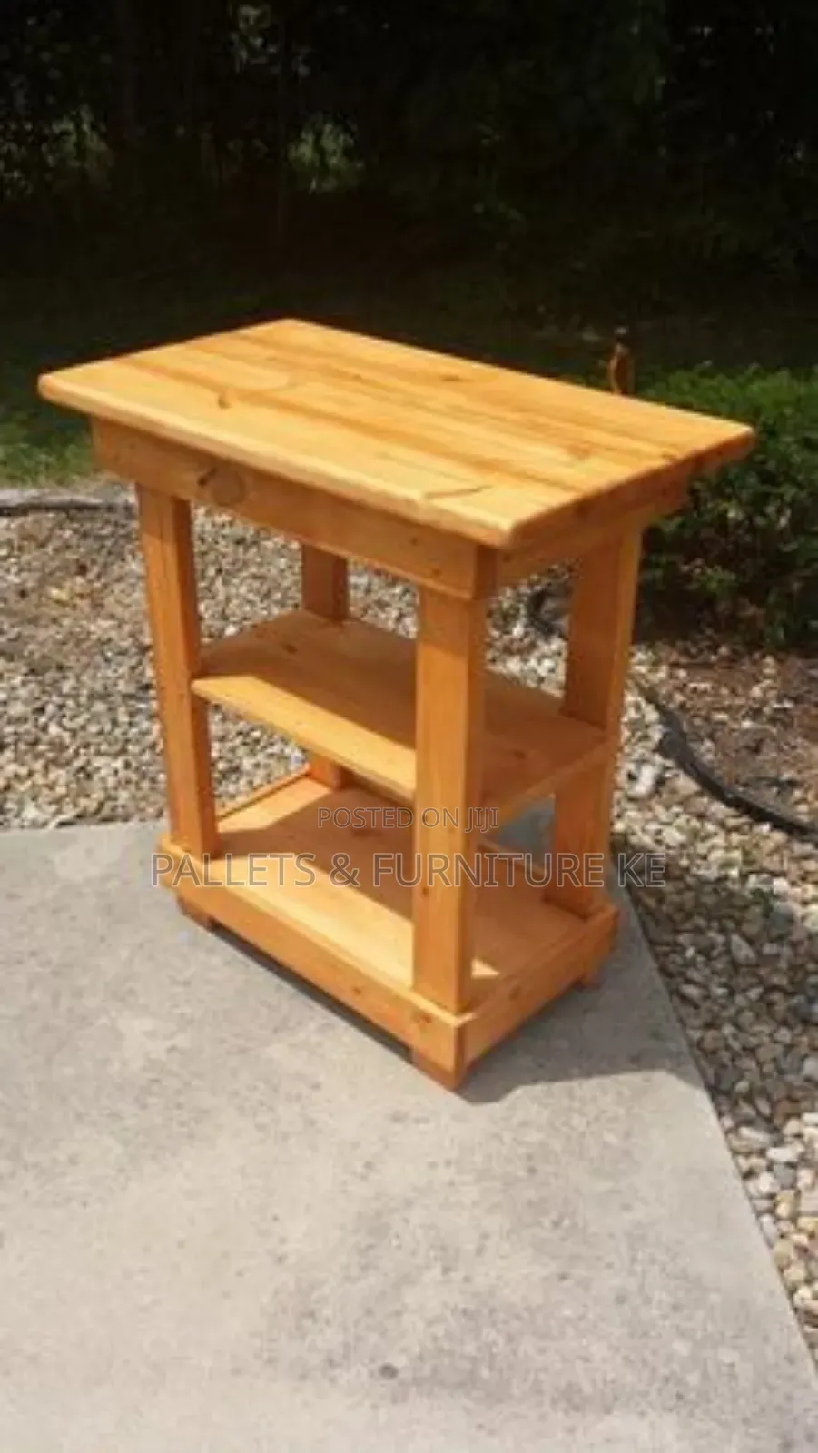Kitchen. Table Avaailble