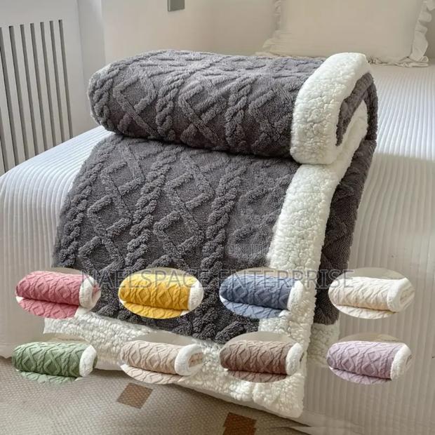 Sherpa Blankets – Unmatched Warmth, Unforgettable Comfort