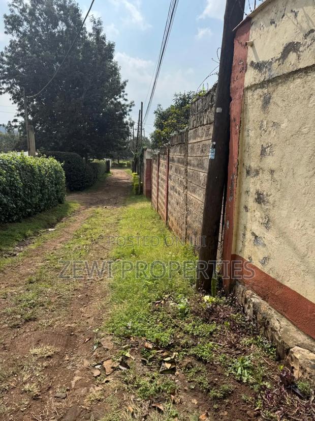 Quarter Acre With 2 Bedroom House - thumbnail 4