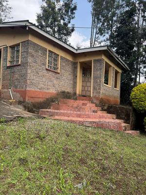 Quarter Acre With 2 Bedroom House - thumbnail 2