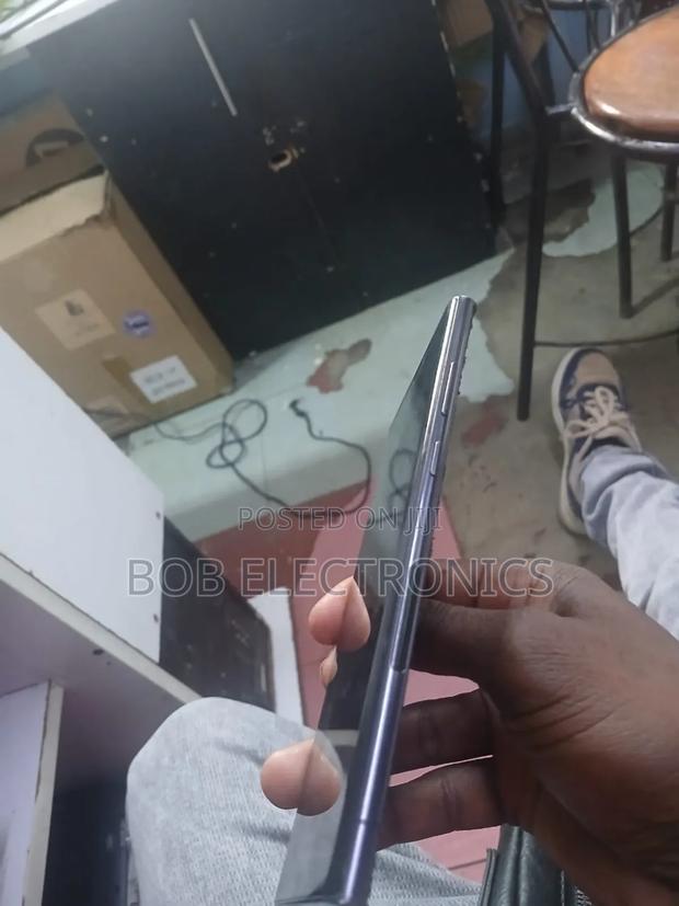 Samsung S21 S22 S23 Screen Replacement - thumbnail 2