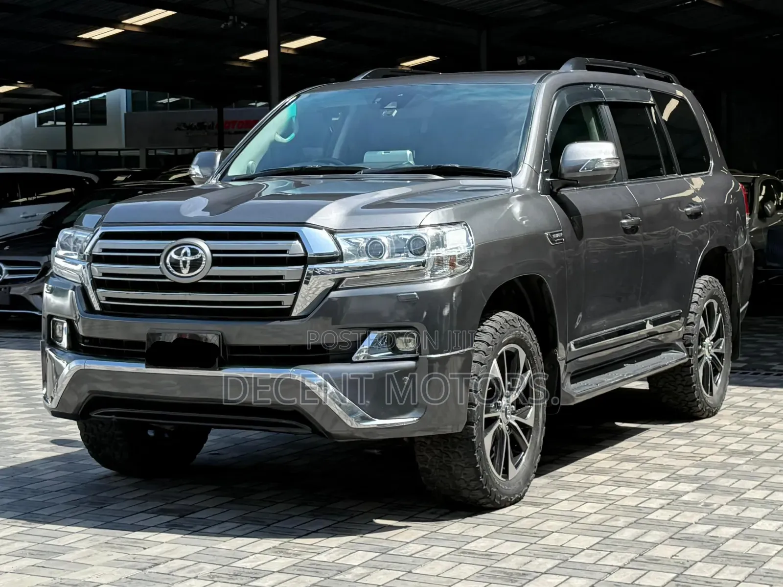 Toyota Land Cruiser 4.5 V8 DSL 2015 Gray
