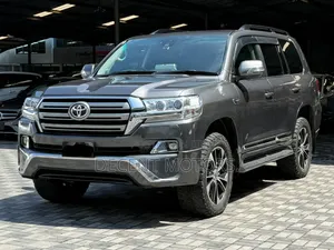 Toyota Land Cruiser 4.5 V8 DSL 2015 Gray