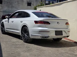Volkswagen Arteon 2.0T SEL R-Line w/20 AWD 4MOTION 2019 White