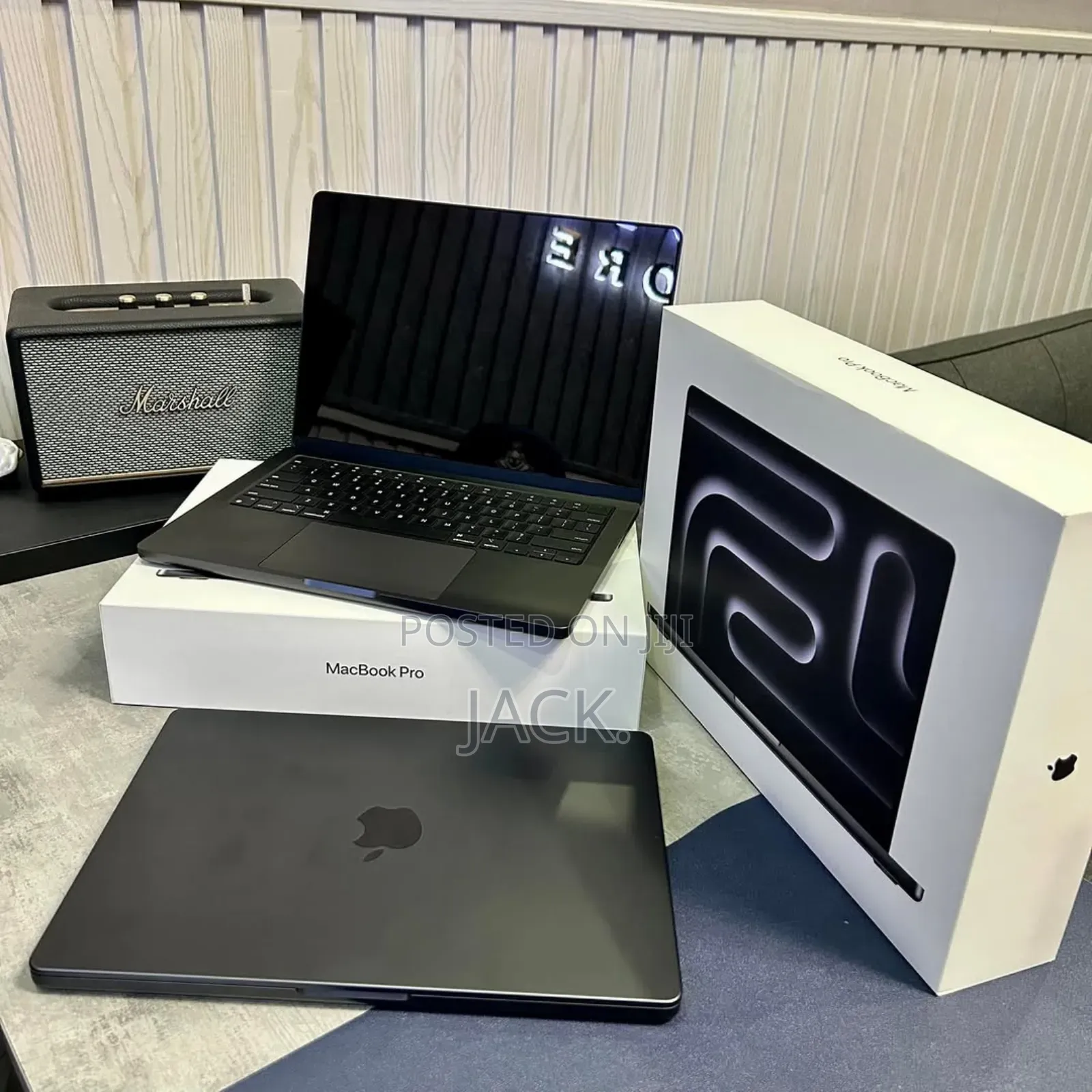 Laptop Apple MacBook Pro 2024 M4 Pro 14-Inch 24GB Apple M4 SSD 512GB