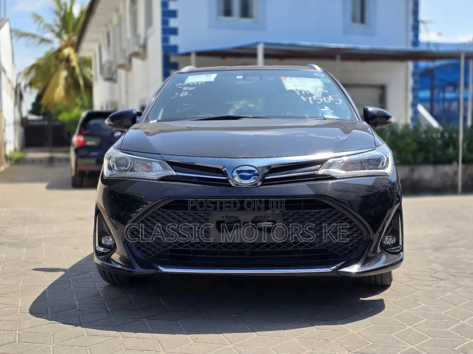 Toyota Corolla Fielder 1.5 Hybrid FWD 2019 Black