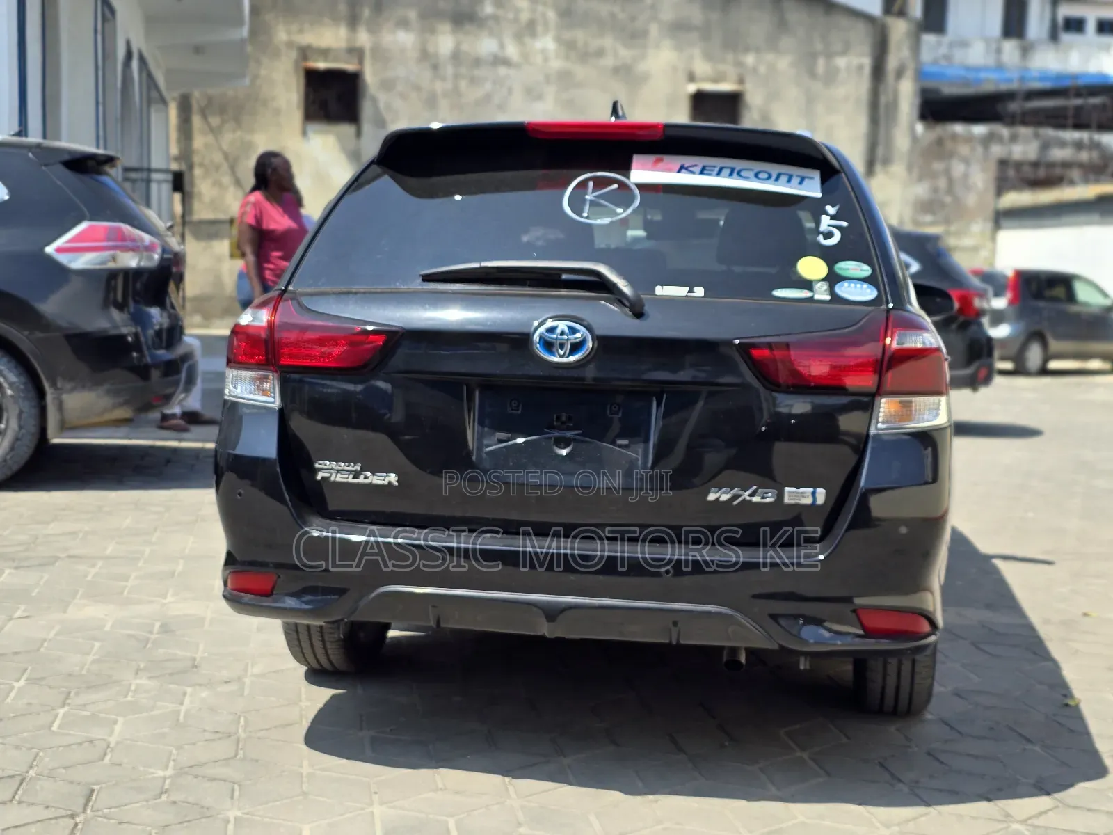 Toyota Corolla Fielder 1.5 Hybrid FWD 2019 Black