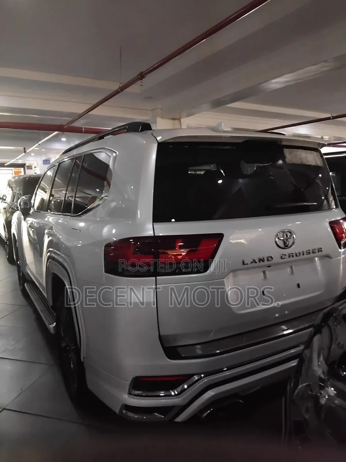 Toyota Land Cruiser 2023 White