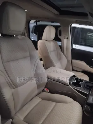 Toyota Land Cruiser 2023 White