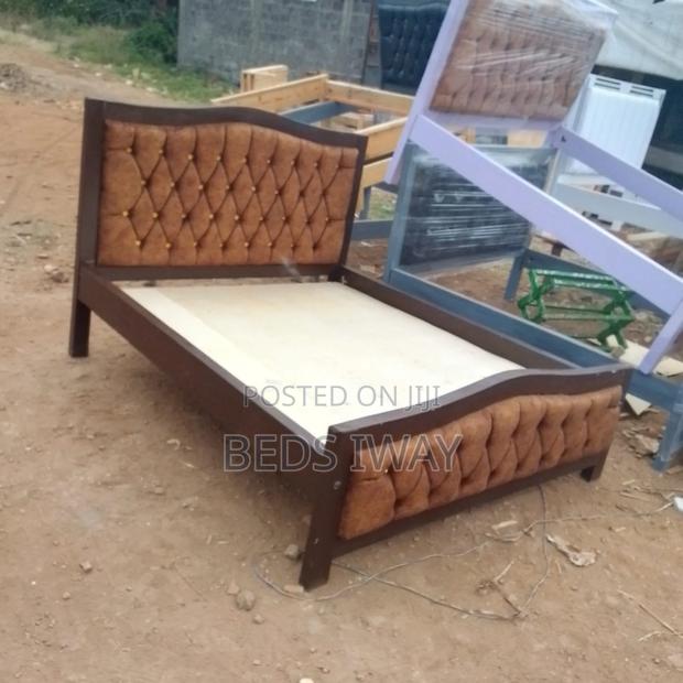 Brown Look, 5x6 Turfted Mocket Bed - main view