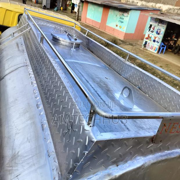 Stainless Water Bowser _5000litres - thumbnail 2