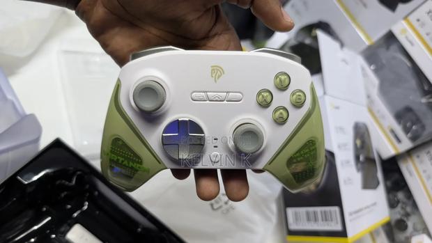 Easysmx D10 Wireless Pc Gaming Controller Gamepad - thumbnail 3