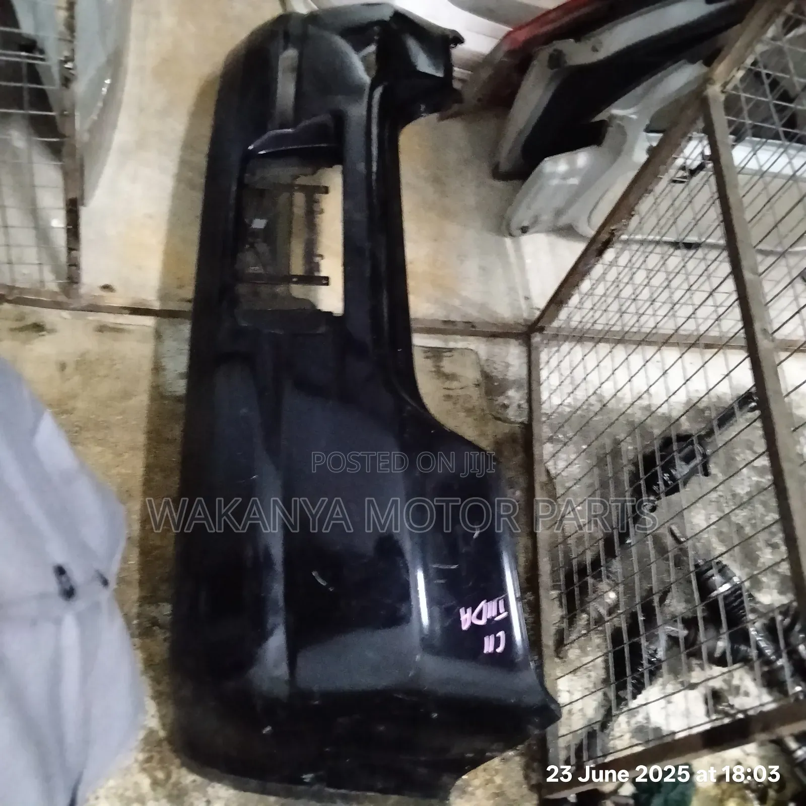 Nissan Tiida C11 (2008/2012) Station Wagon Rear Bumper