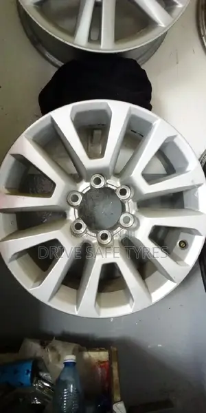 Prado TX Original Sport Rim Size 18