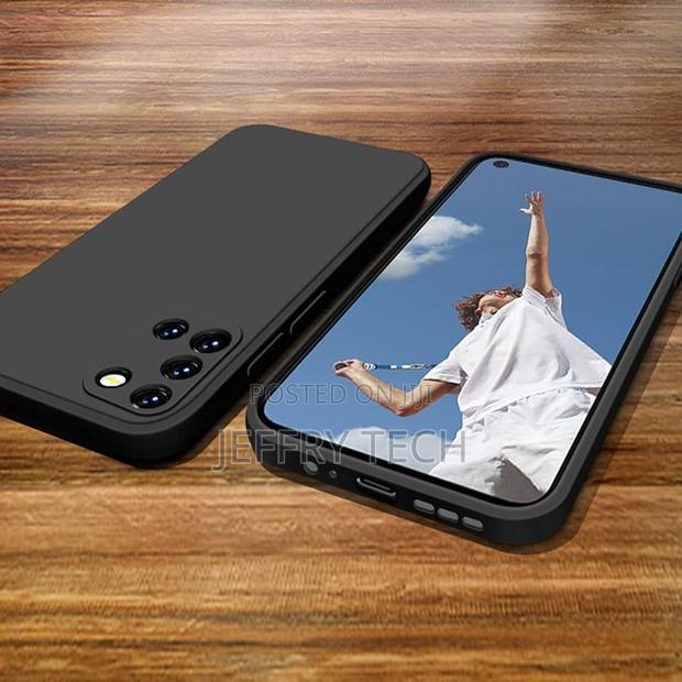 Case Oppo A72 Case Square Silicone Black - thumbnail 3