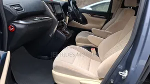 Toyota Alphard 2.5 Petrol FWD 2016 Blue
