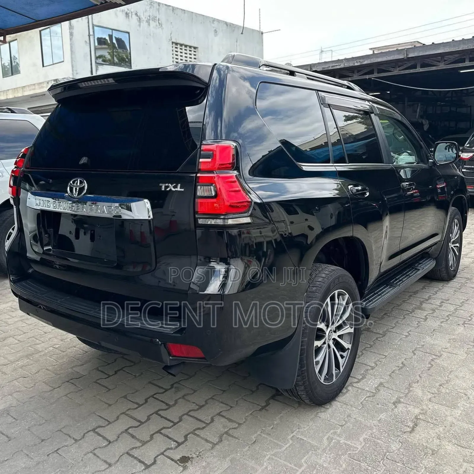 Toyota Land Cruiser Prado 2.8 2018 Black