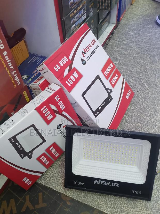 Neelux Led Floodlight Ip66 150watts. Professional Ac Lamp