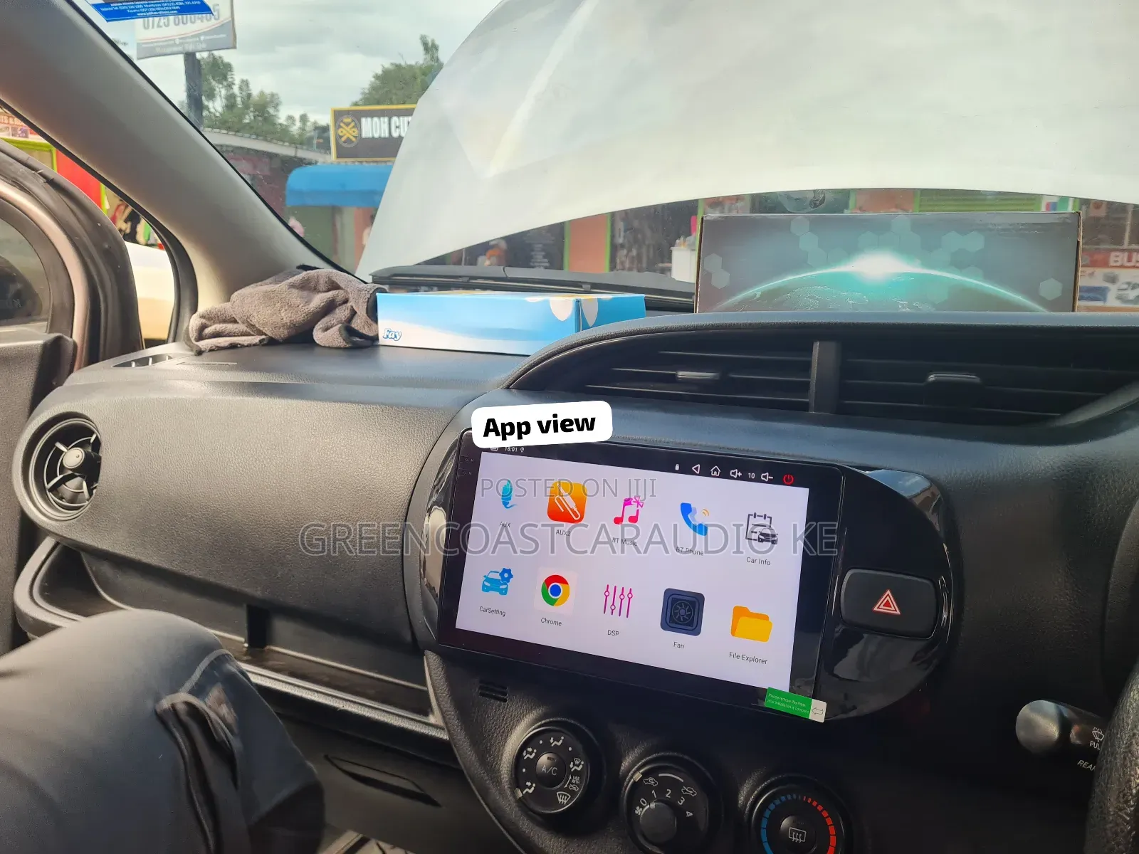 Toyota Vitz 2015android Radio Plus Console
