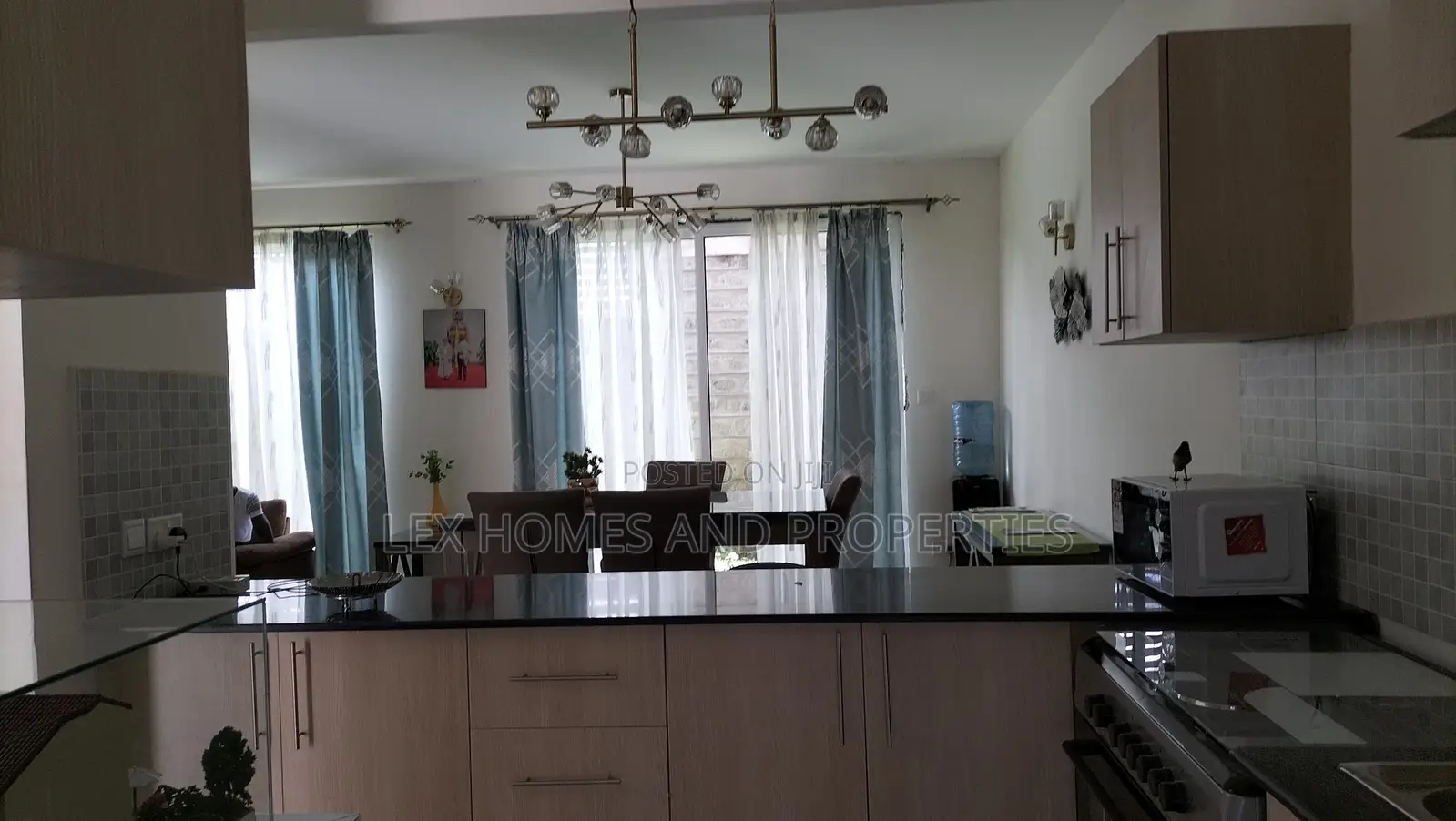 4bdrm Townhouse / Terrace in Gataka for rent