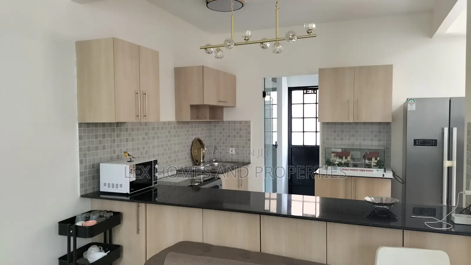 4bdrm Townhouse / Terrace in Gataka for rent