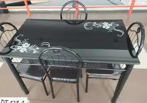Black 4 Sitter Dining Table / 4 Seats
