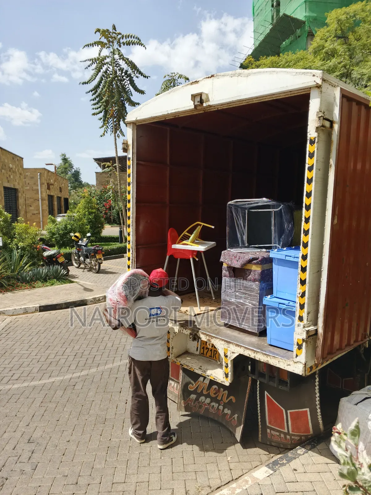 Ngoingwa House Movers and Relocators